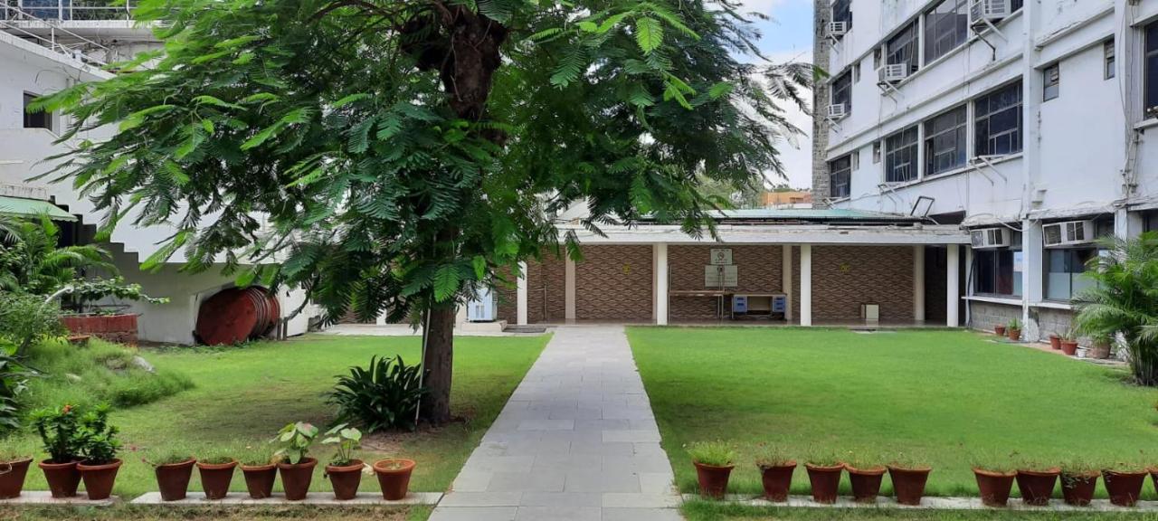 New Delhi Ymca Tourist Hostel Nova Deli Exterior foto