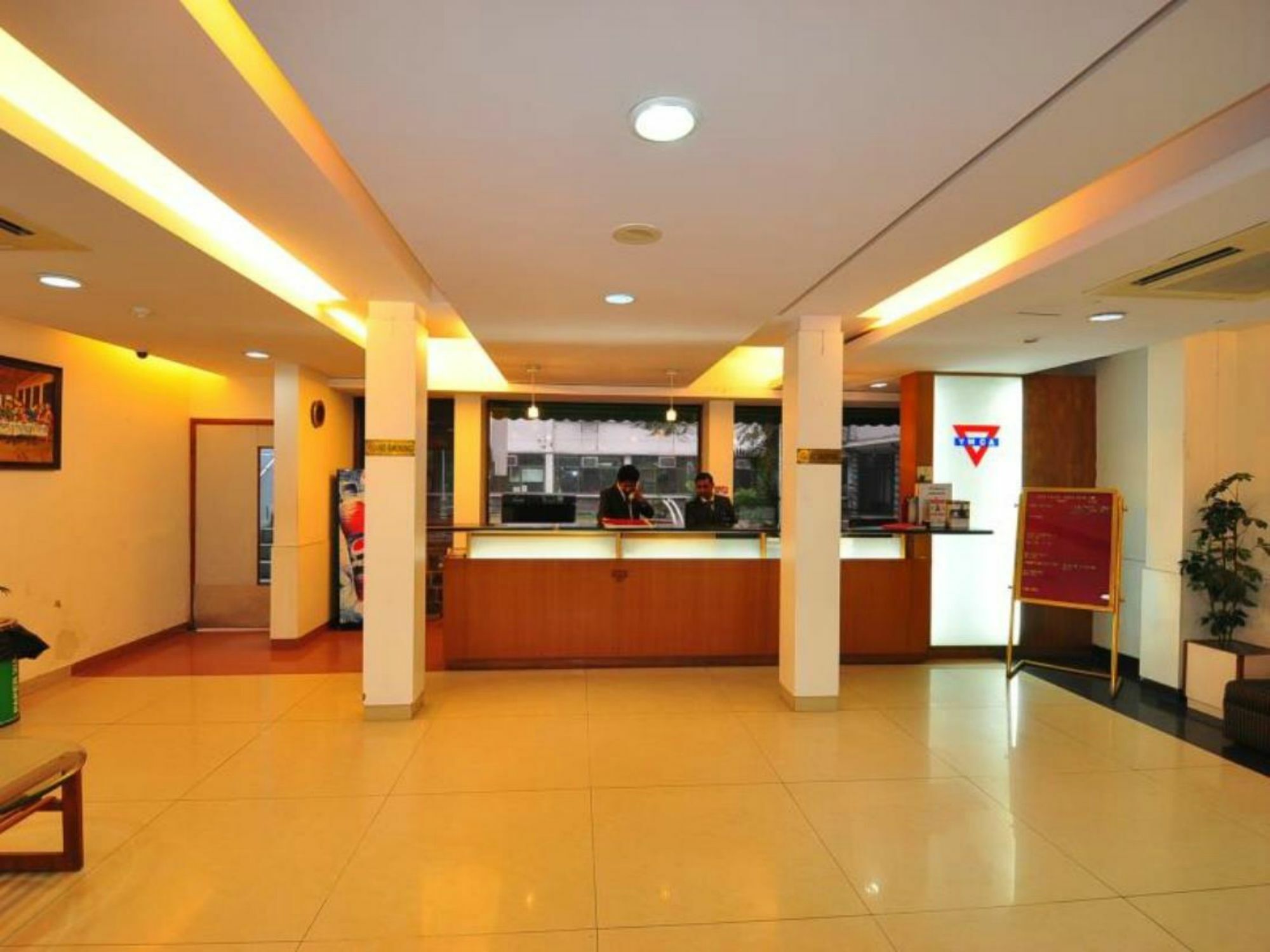 New Delhi Ymca Tourist Hostel Nova Deli Exterior foto